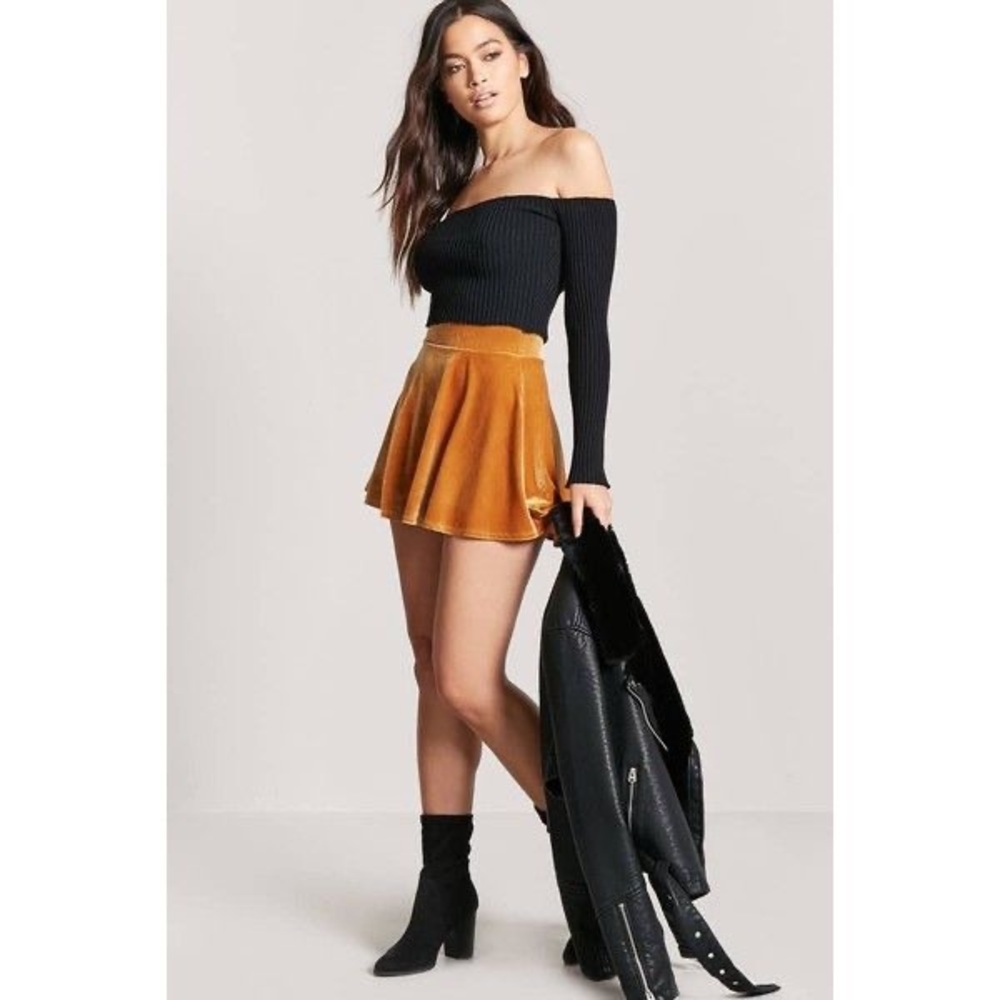 Anthropologie Gold Velvet Pleated Mini Skirt
